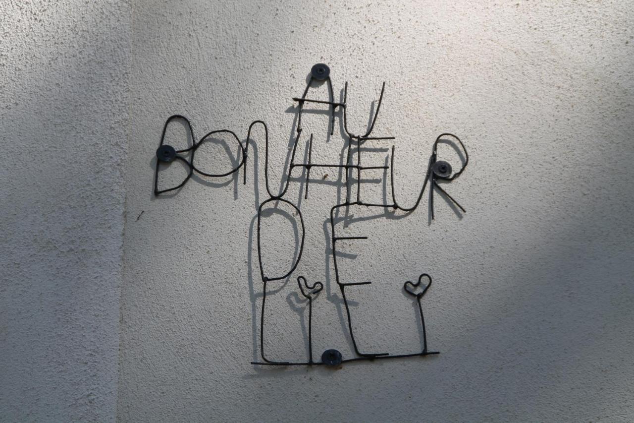 퐁텐드보클루세 Au Bonheur De Lili 아파트 외부 사진